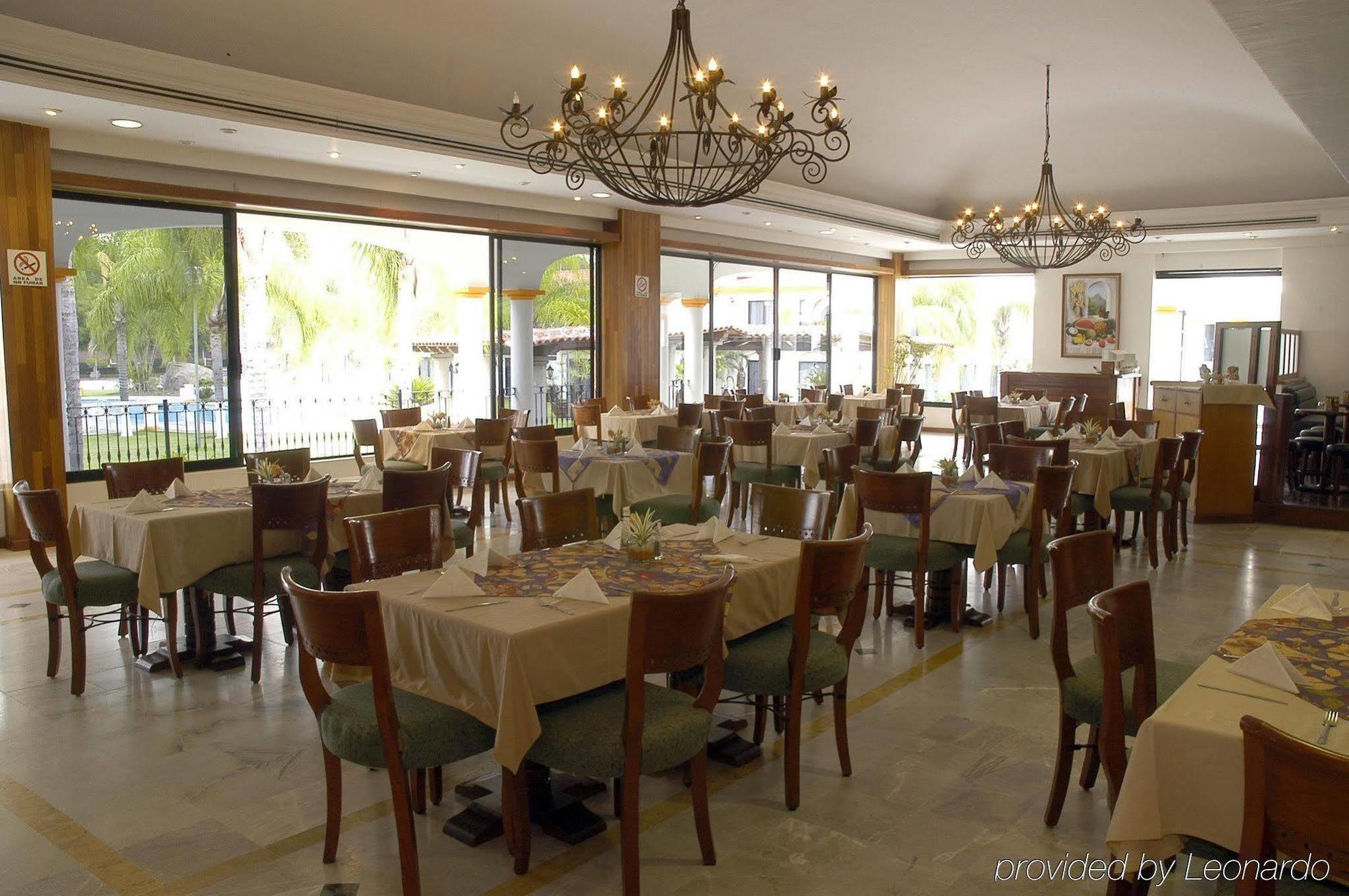 Hotel Misión Colima Restaurante foto